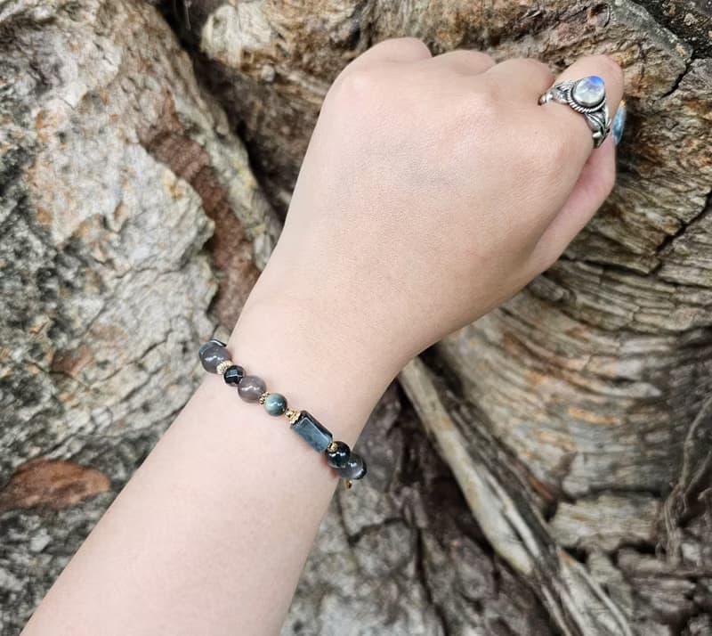 魔女之瞳-穩定/守護-鷹眼石/黑太陽石/赤鐵礦水晶手鍊