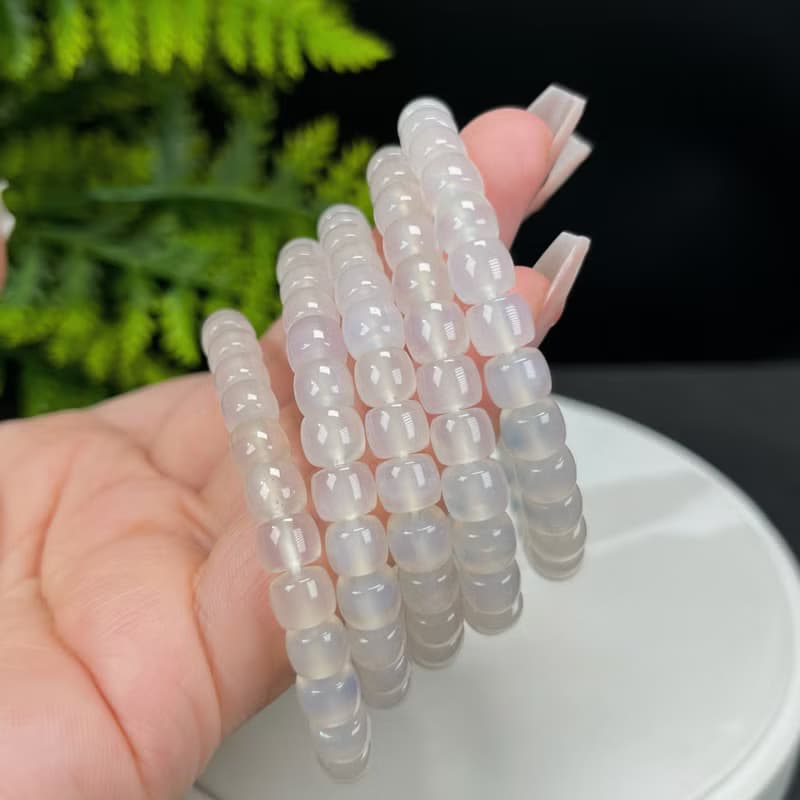 天然白色瑪瑙手串冰透起光直切桶珠荔枝凍疊戴單圈女靈動優美7mm