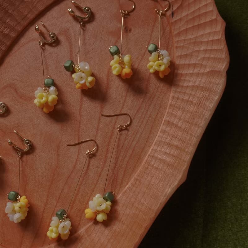 TeaTime  深秋夢游微閃奶黃色花團 限定  兩種長度  耳環 耳夾