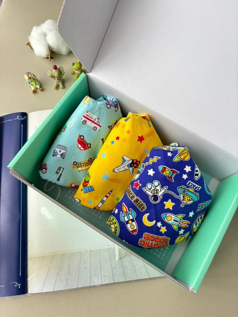 胖嘟嘟兜禮盒組小王子款　 口水巾 新生兒彌月禮 圍兜兜