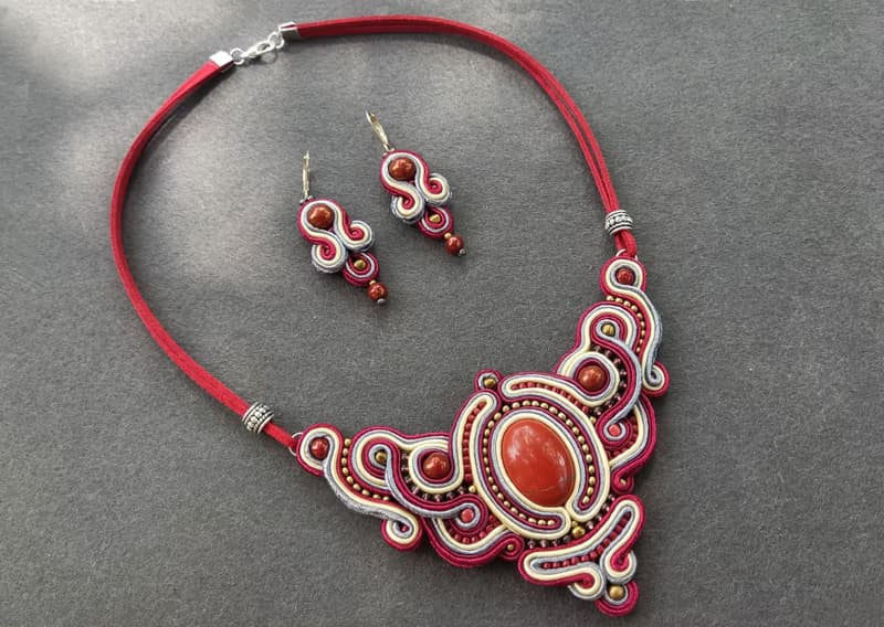 紅色項鍊和耳環 Red Jasper Necklace Jewelry set, stone soutache embroidered, New Year