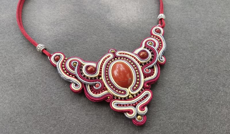 紅色項鍊和耳環 Red Jasper Necklace Jewelry set, stone soutache embroidered, New Year
