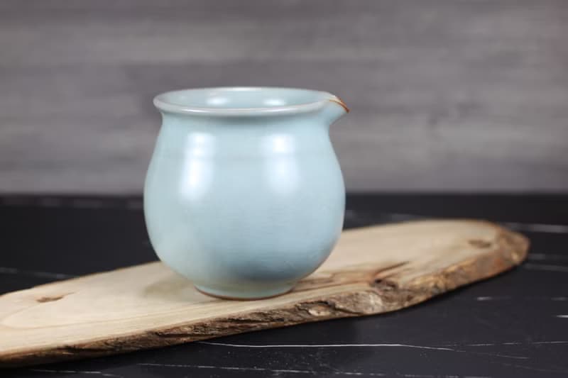 【送禮好物】360~400ml 汝窯無把 手拉坯 咖啡下壺 茶海 公道杯