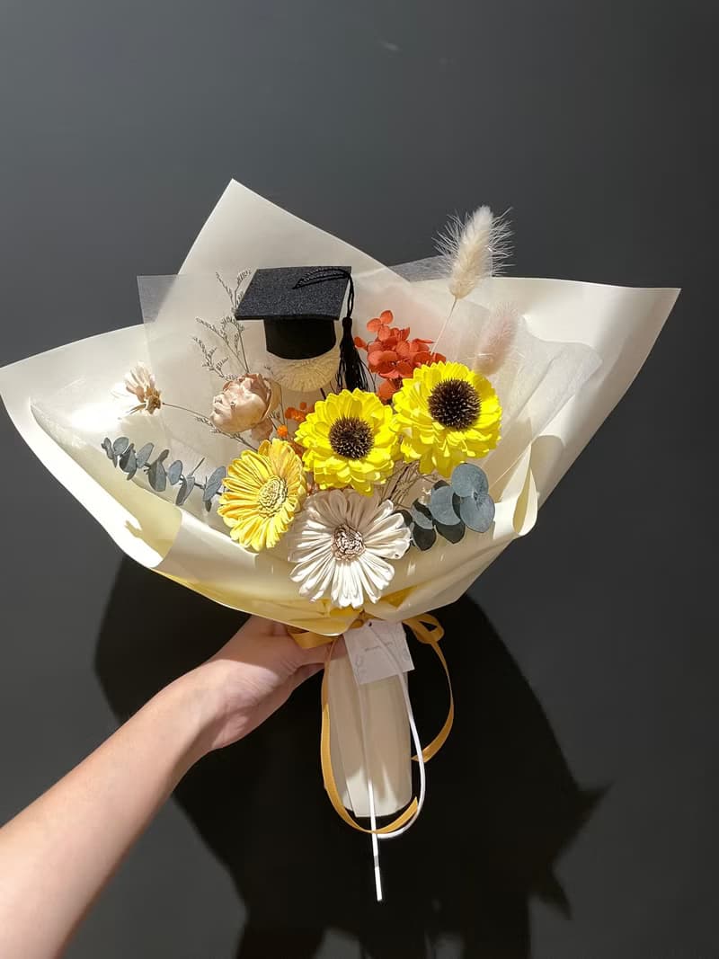 【畢業花束】向日葵花束 永生花束 永生花禮 畢業禮物 初日花藝