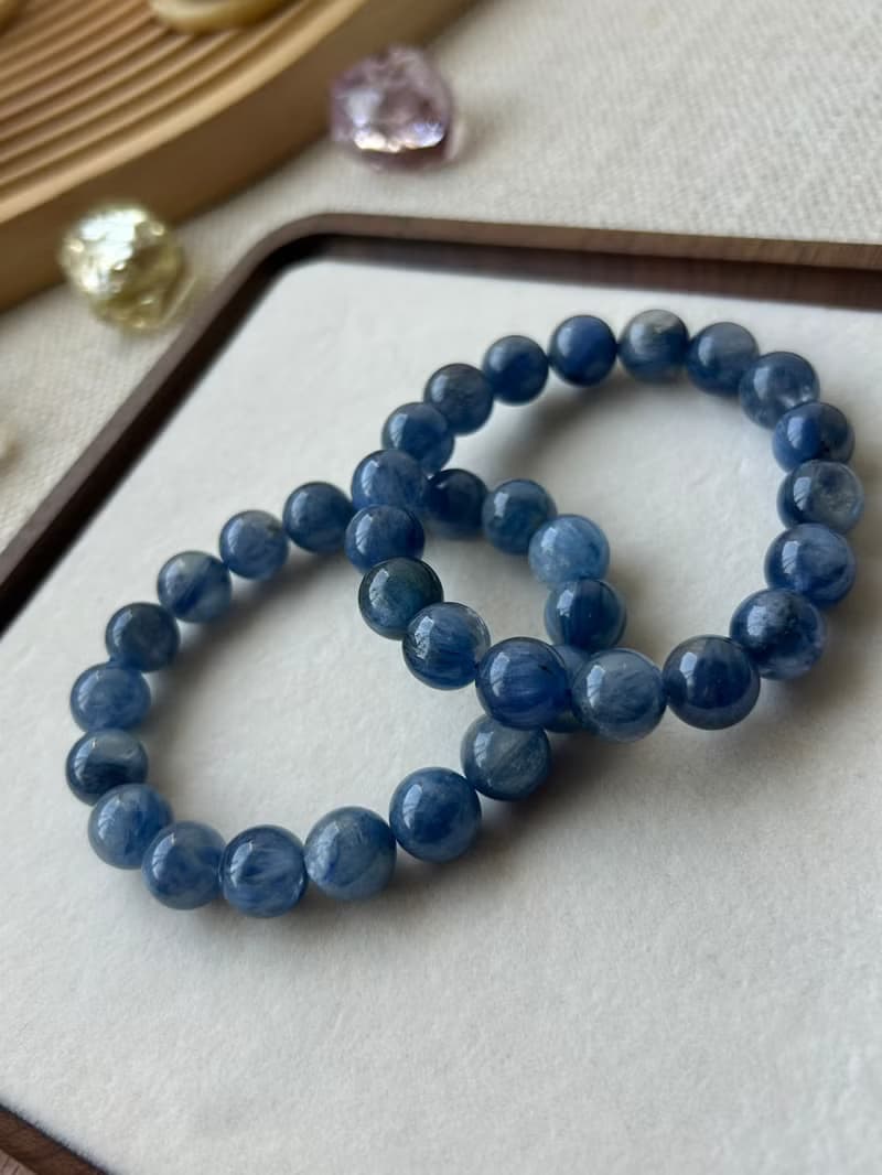 華光-藏晶閣 | 藍晶石-Kyanite | 對應 喉輪 眉心輪