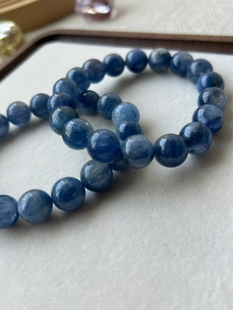 華光-藏晶閣 | 藍晶石-Kyanite | 對應 喉輪 眉心輪