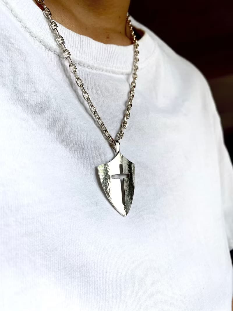 MIH  金工首飾|心上十架-盾牌  純銀項鏈 Cross shield necklace