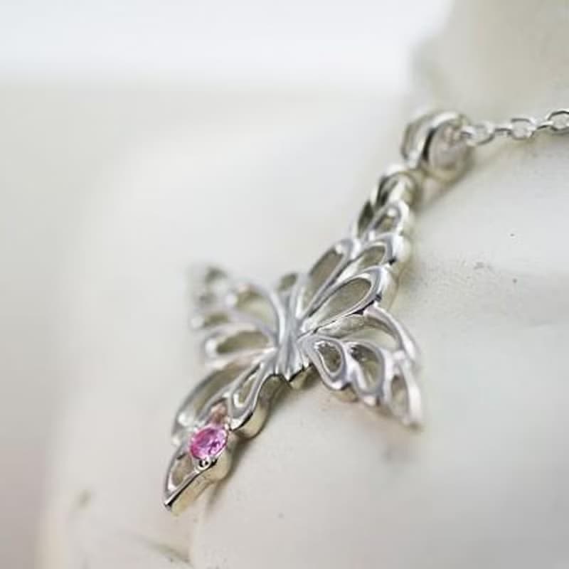 WATER BUTTERFLYペンダント