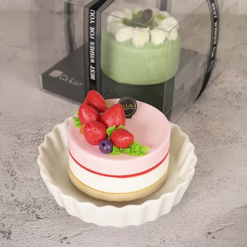 【生日快樂】草莓姿姿四吋蛋糕香皂