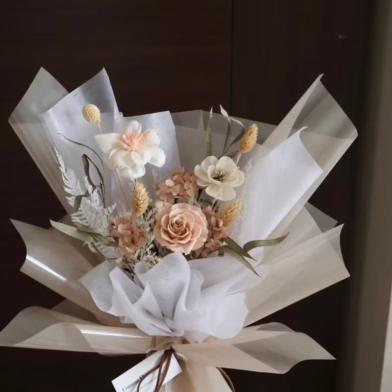 兩款尺寸情人節玫瑰花束 杏仁奶茶色 擴香花束 生日 週年禮物