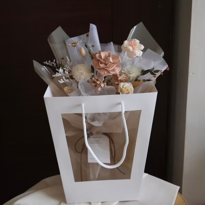 兩款尺寸情人節玫瑰花束 杏仁奶茶色 擴香花束 生日 週年禮物