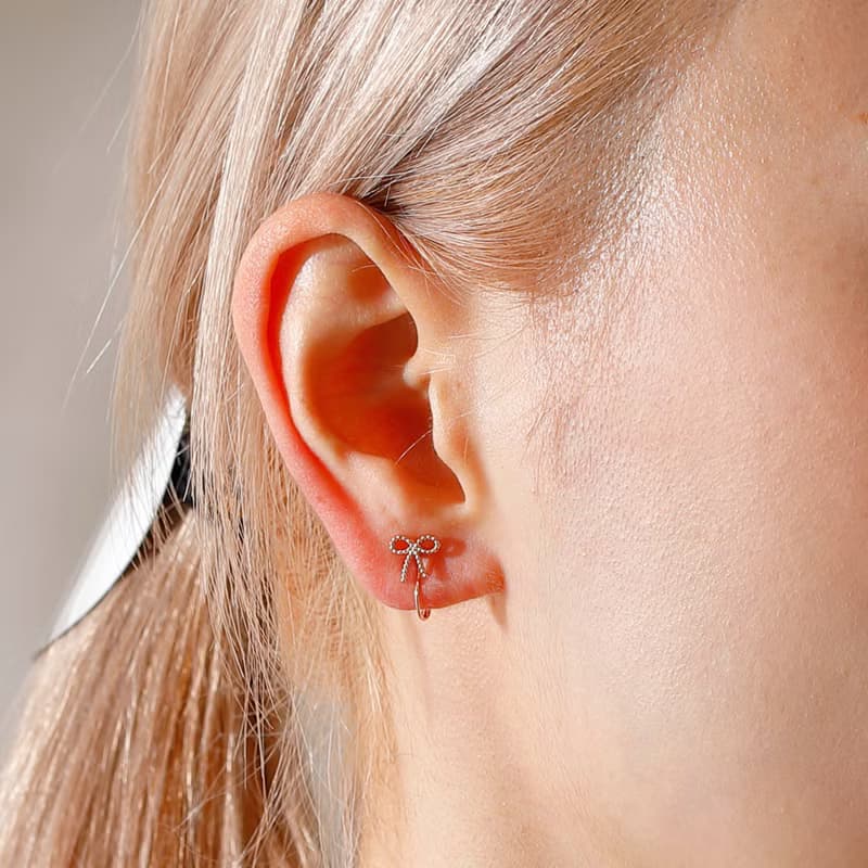 petit ribbon loop-fit earring PG　ループフィットイヤリング　ミニリボン 　ピンクゴールド
