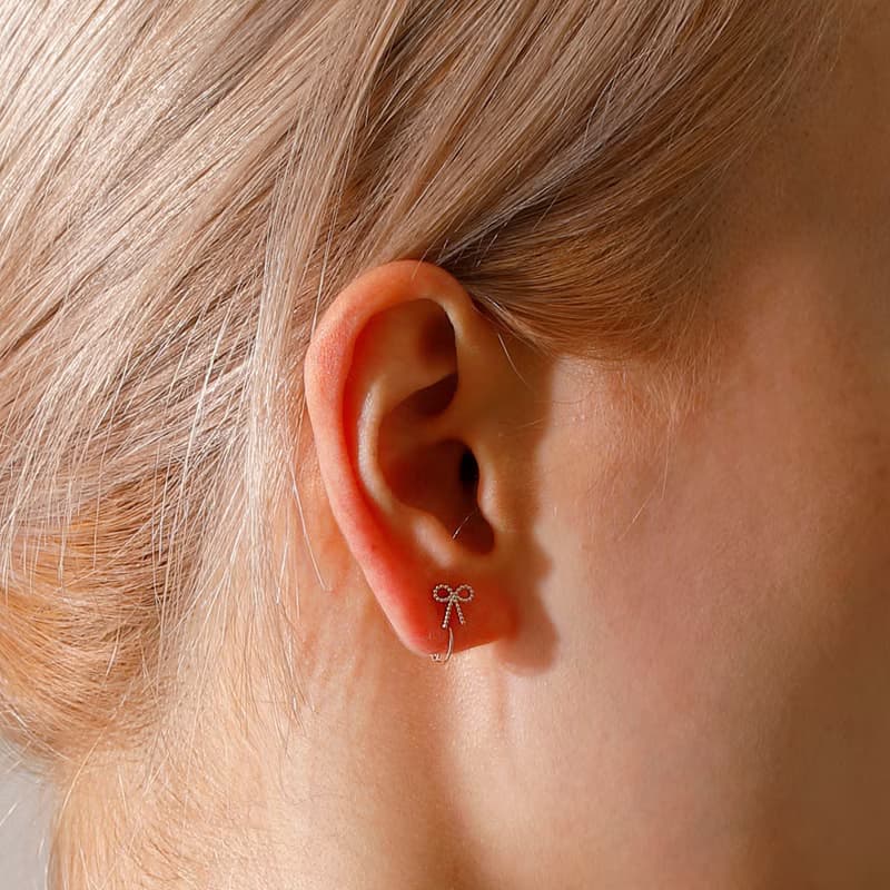 petit ribbon loop-fit earring PG　ループフィットイヤリング　ミニリボン 　ピンクゴールド