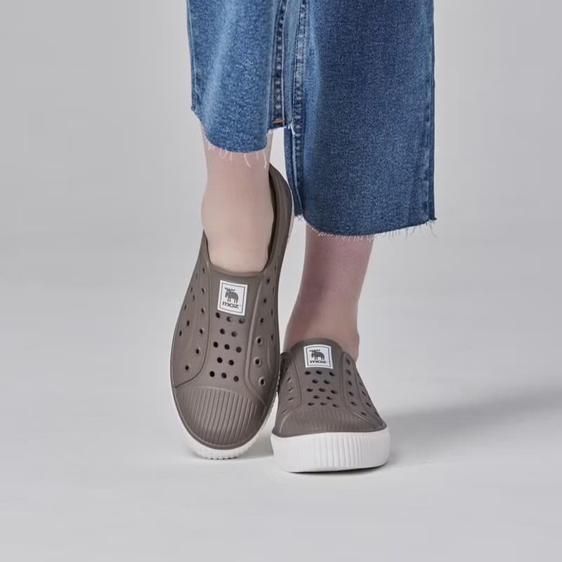 moz瑞典 駝鹿 雙色洞洞餅乾水鞋 (巧克力) 舒適厚底-附鞋扣