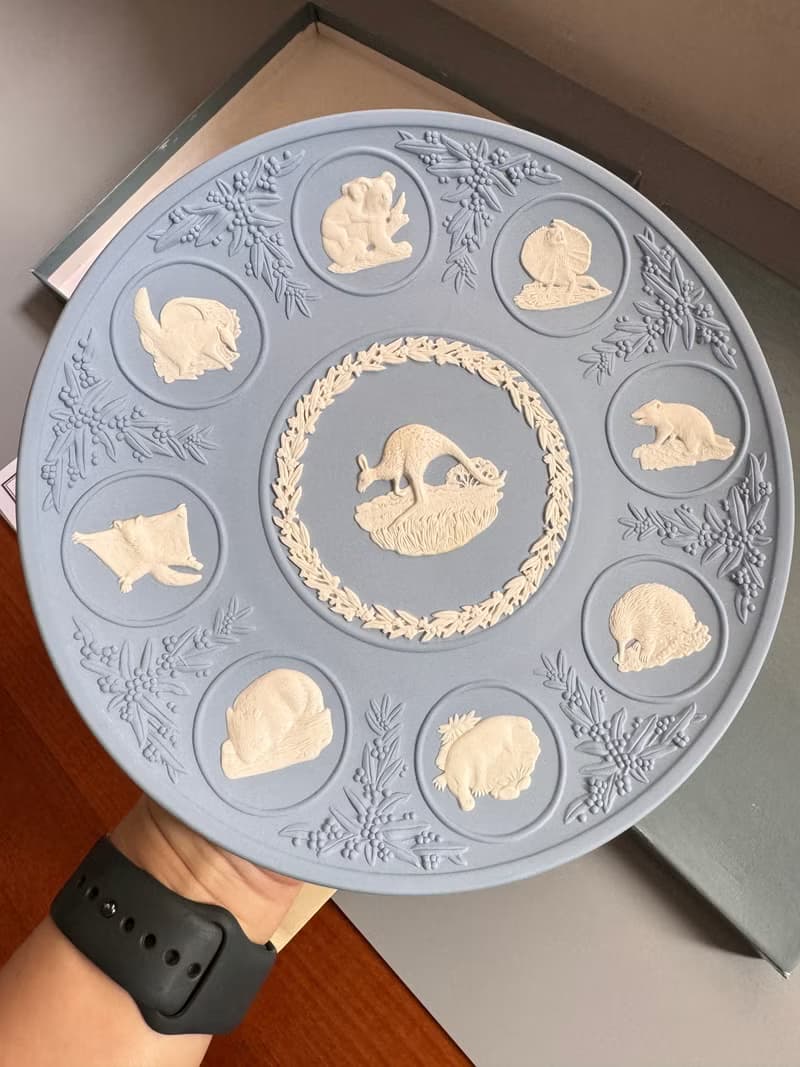 金銀寶貝  英國製經典瓷器 WEDGWOOD 藍白經典澳洲動物陶瓷盤子