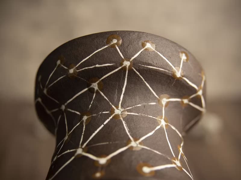 盆∣宇宙星系、黑陶鑲嵌∣局部亮光簡約盆∣塊根植物、多肉、盆缽