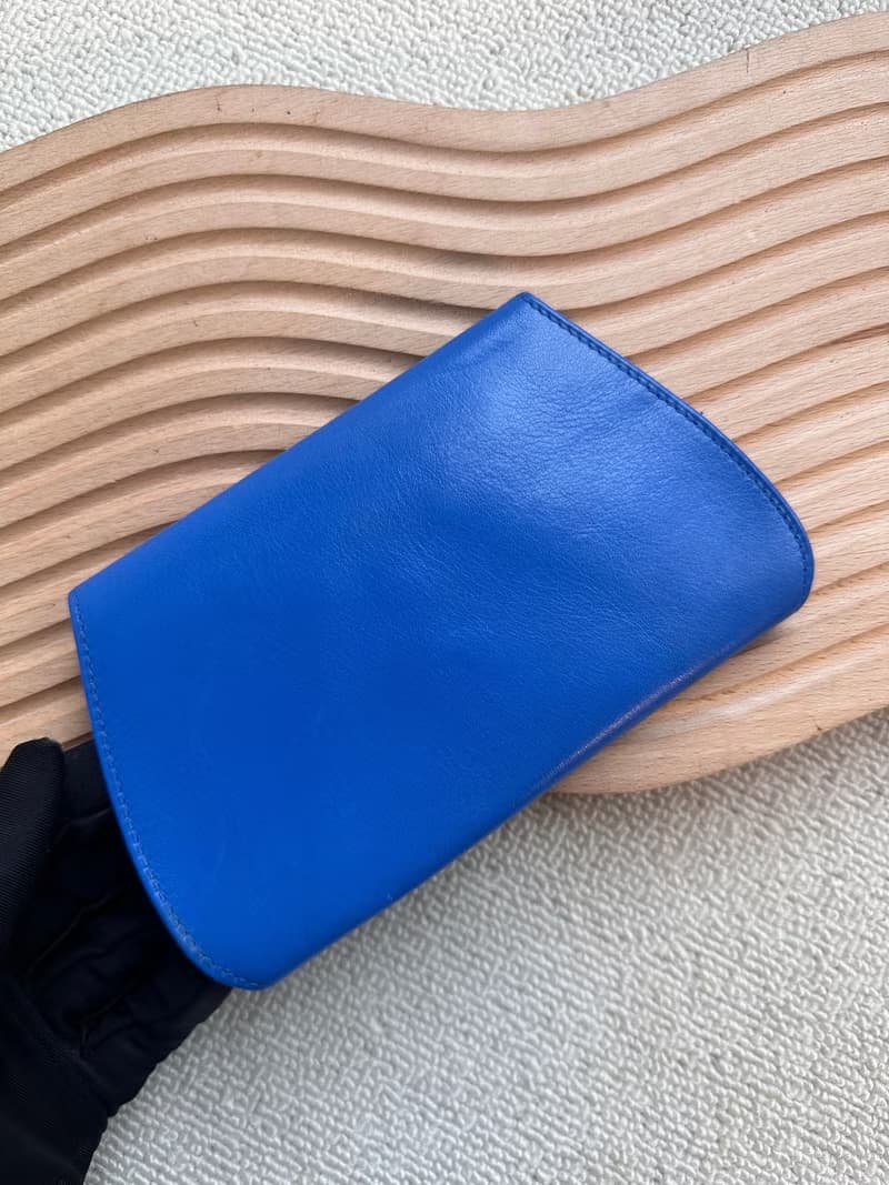 絕版中古品Vintage Cartier 寶石藍金豹頭小錢包