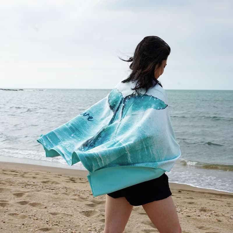 萬用快乾巾/浴巾/海灘巾/毛巾-海洋系列。幸運鯨魚尾 (畢業禮物