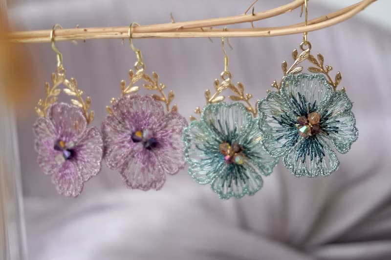 【換季特賣 6折優惠】元森手作 仙氣花瓣 定位刺繡耳環