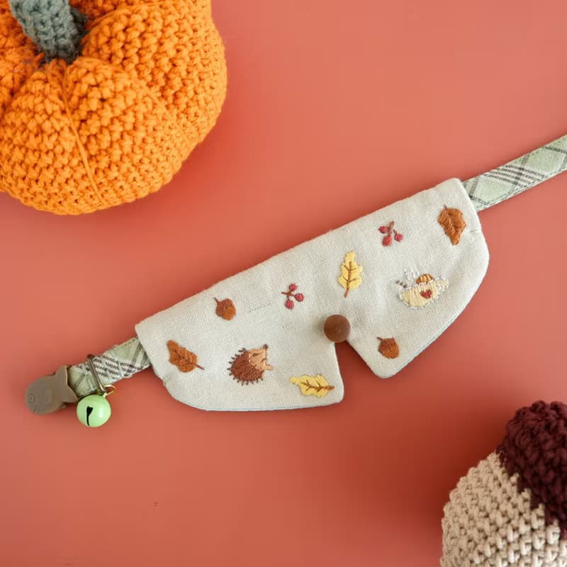 Autumn Hand embroidery collar set, free bell, Cat Collar, Breakaway cat collar