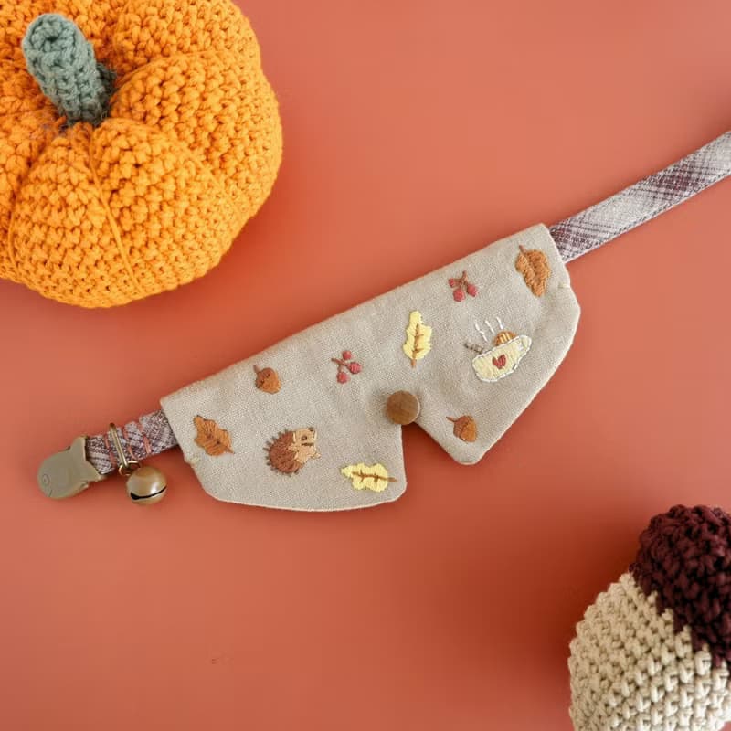 Autumn Hand embroidery collar set, free bell, Cat Collar, Breakaway cat collar