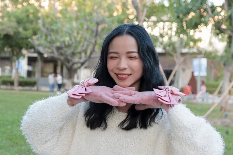 unni花飛蝶舞羊毛手套(禦寒.保暖.觸屏) 刷毛 擋風 gloves 羊毛