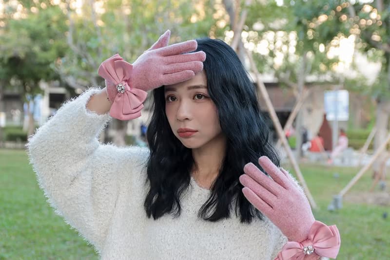 unni花飛蝶舞羊毛手套(禦寒.保暖.觸屏) 刷毛 擋風 gloves 羊毛