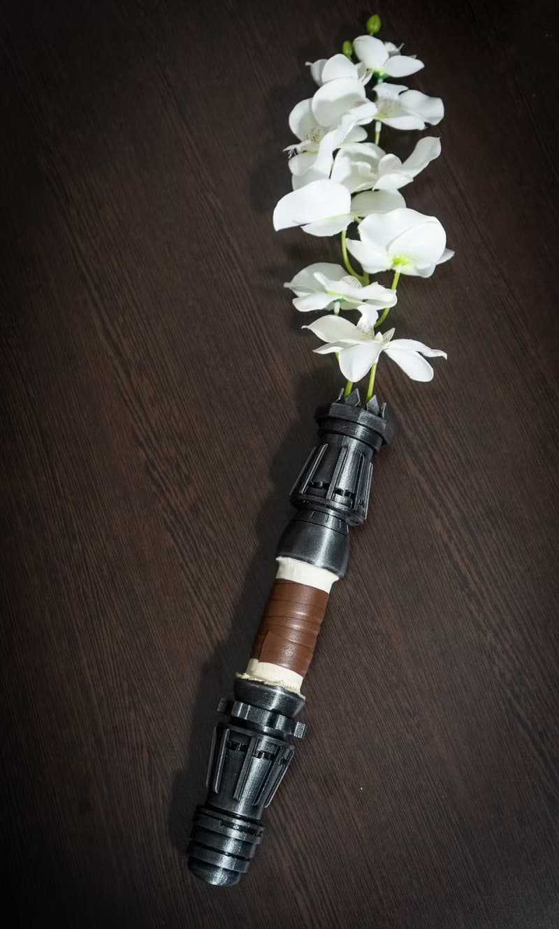 Wedding bouquet holder inspired by Rey's lightsaber hilt