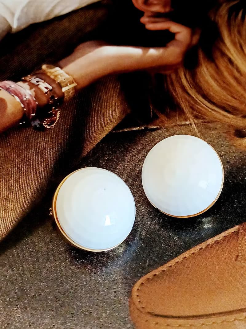 vintage jewelry  Monet 半球形立體格紋賽珞珞 夾式耳環