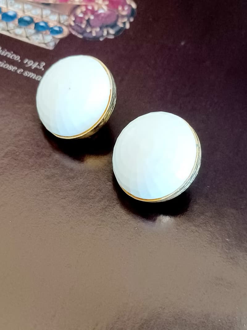 vintage jewelry  Monet 半球形立體格紋賽珞珞 夾式耳環