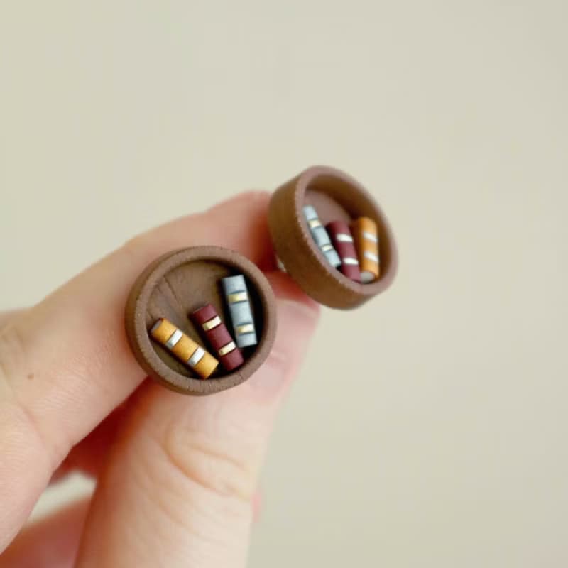 Brown Bookcase Stud Earrings, Circle-shaped stud earrings
