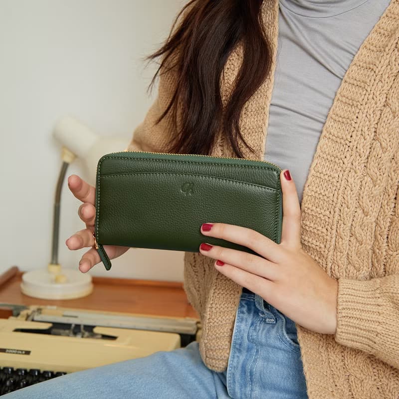 DOLLAR (Green) : Zip around long wallet, cow leather, Dark green wallet