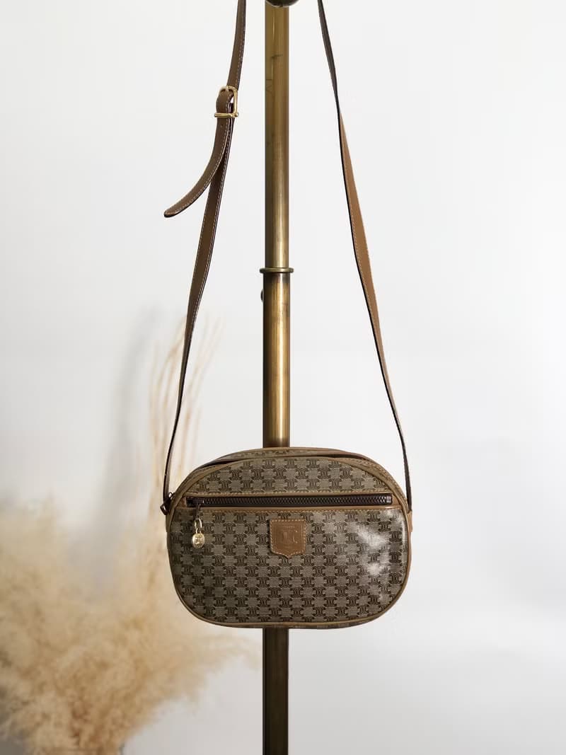 【 日本直送　名牌中古包 】CELINE セリーヌ マカダム ショルダーバッグ ベージュ ブラゾン型押し vintage ヴィンテージ オールド 72hdhd
