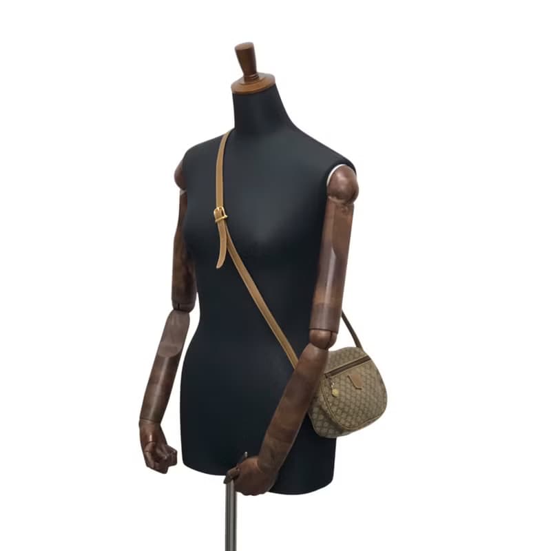 【 日本直送　名牌中古包 】CELINE セリーヌ マカダム ショルダーバッグ ベージュ ブラゾン型押し vintage ヴィンテージ オールド 72hdhd