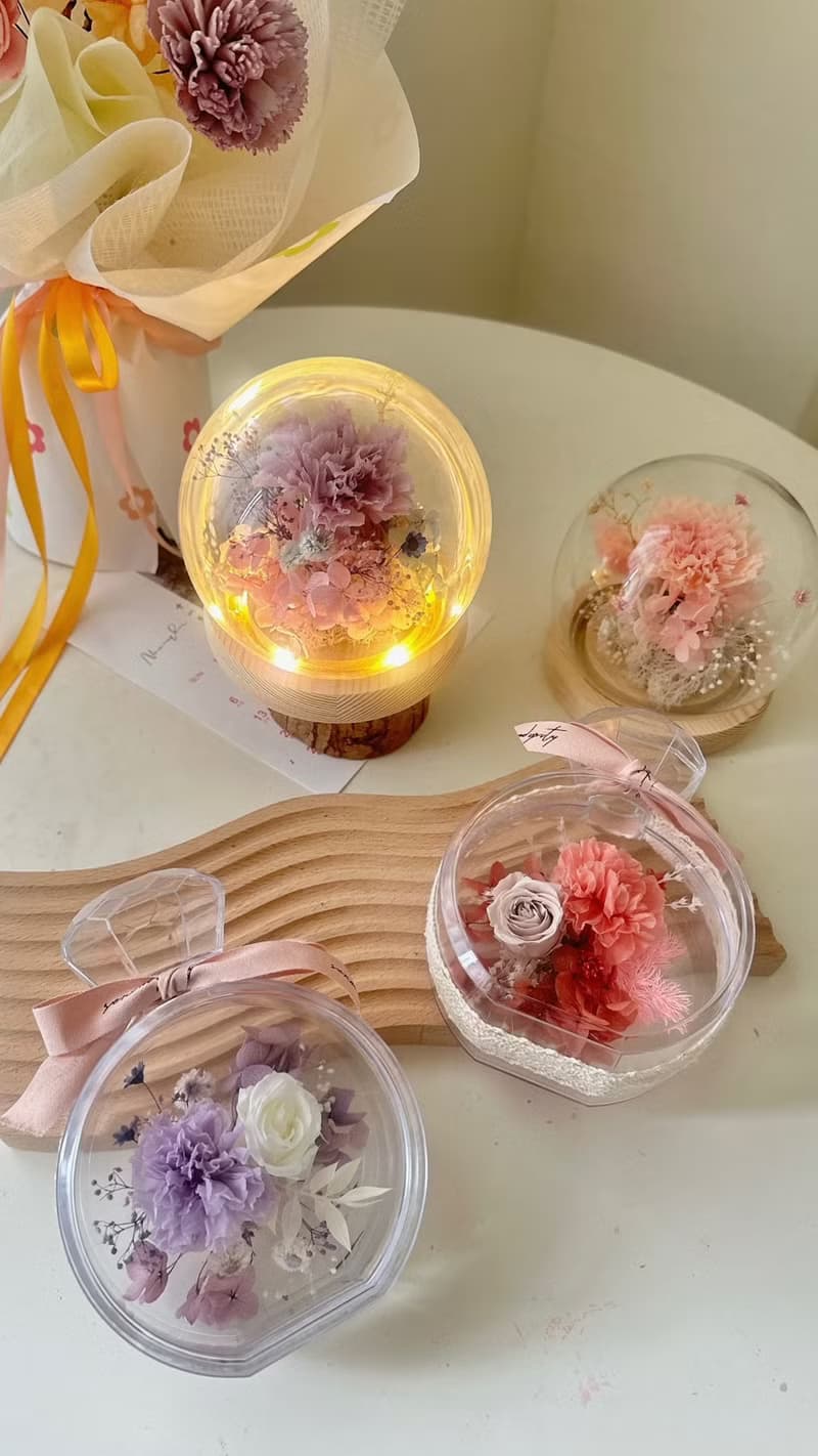 永生花 香水瓶 母親節 情人節 玫瑰 康乃馨