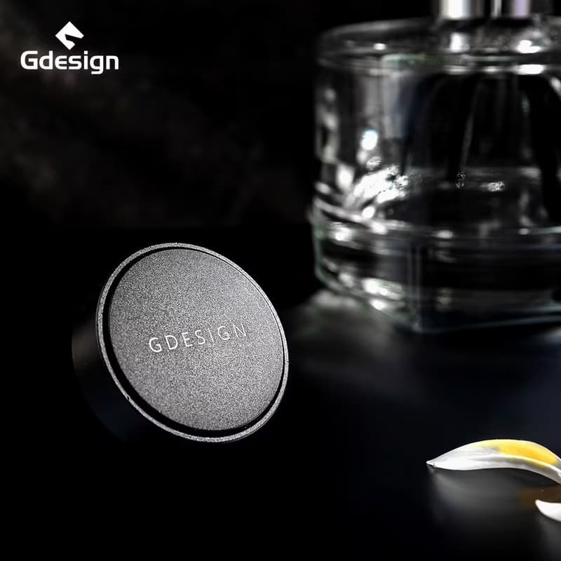 Gdesign 經典款鋁合金車用擴香-LOGO款 (商品尺寸直徑:4CM)