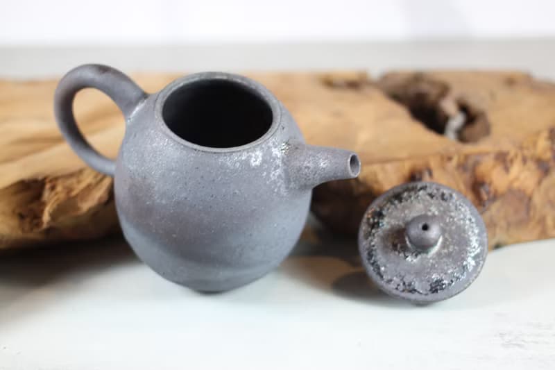 【送禮好物】柴燒 天然落灰 手拉坯茶壺 名家葉敏祥手工作品