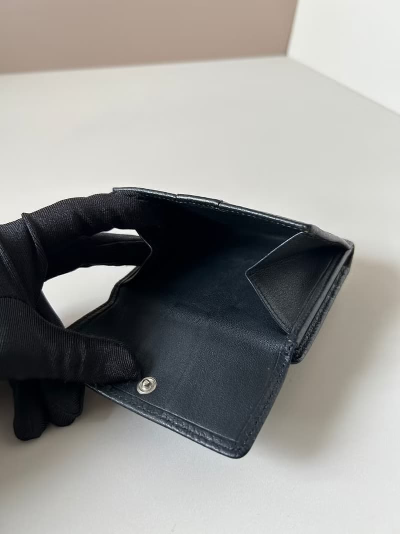 【復活節優惠】中古二手Loewe黑色皮革短夾小銀包零錢卡片手拿袋