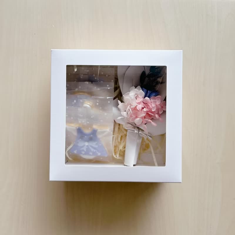 NIJI Cupcake 收涎糖霜餅乾加花束禮盒