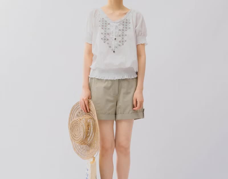 法式復古 波西米亞嬉皮流浪少女 刺繡縮褶棉質小衫