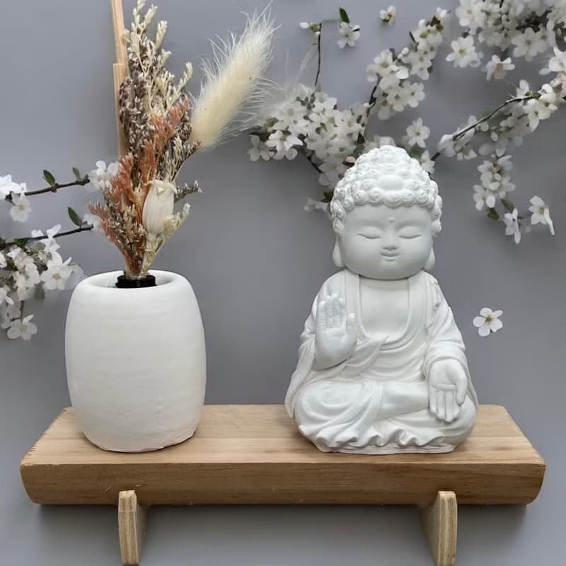 文青簡約風 淨念吉祥之向德小佛 原木底座系列 搭配永生花瓶