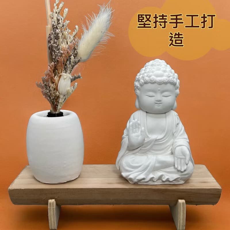 文青簡約風 淨念吉祥之向德小佛 原木底座系列 搭配永生花瓶