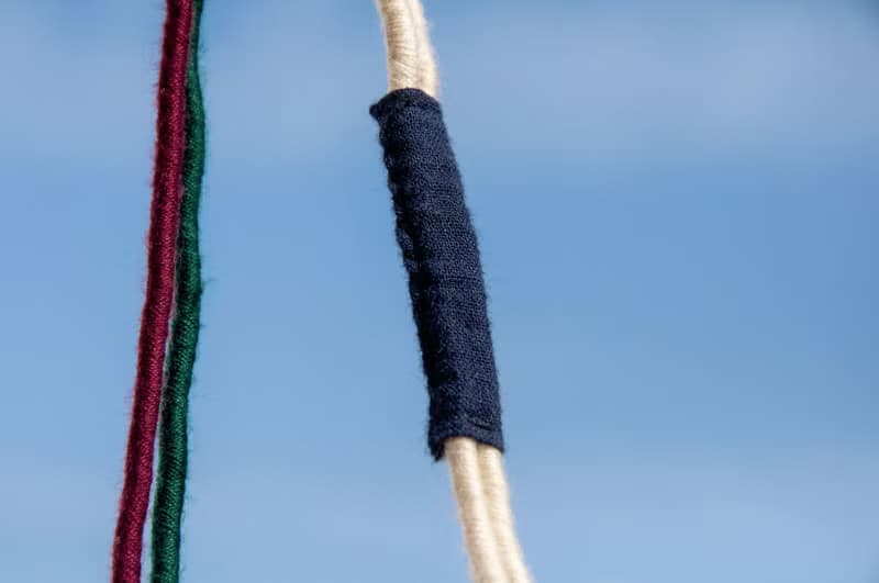 手縫純棉布側背包/刺繡斜背包/刺繡肩背包/indigo手縫藍染包-花朵