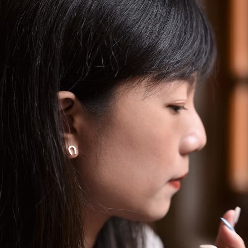 【時尚穿搭小品】馬蹄耳環  醫療鋼