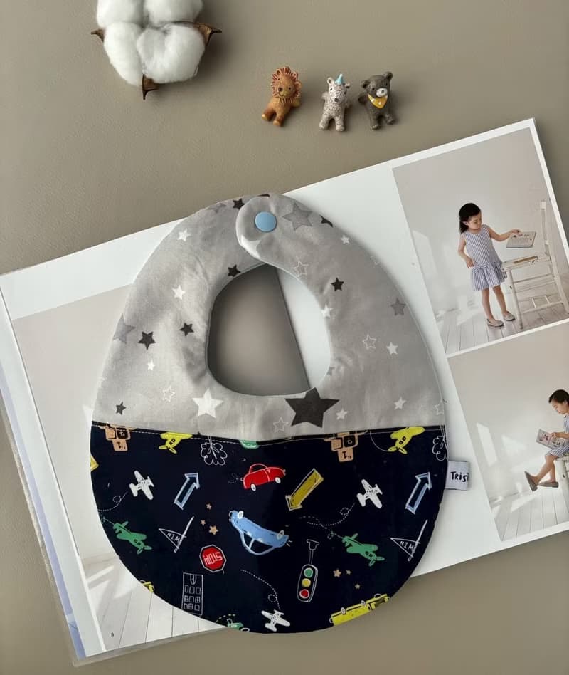 圍兜兜 新生兒禮 彌月禮  口水巾 彩色小汽車