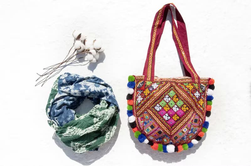 手工刺繡斜背包 民族風包 側背包 肩背包 手工包 刺繡包-沙漠藤蔓