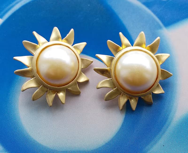 Vintage Jewelry 西洋古董飾品 金太陽 仿珠 夾式耳環