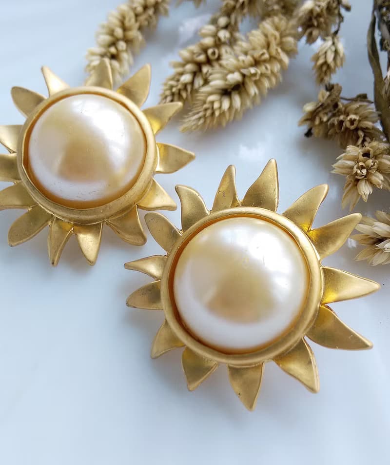 Vintage Jewelry 西洋古董飾品 金太陽 仿珠 夾式耳環