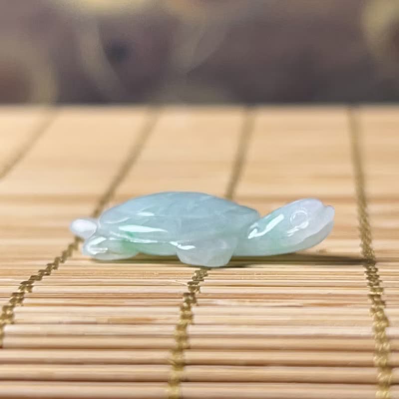 【吉祥‧長壽】飄花翡翠烏龜 | 天然緬甸A貨翡翠 | 送禮
