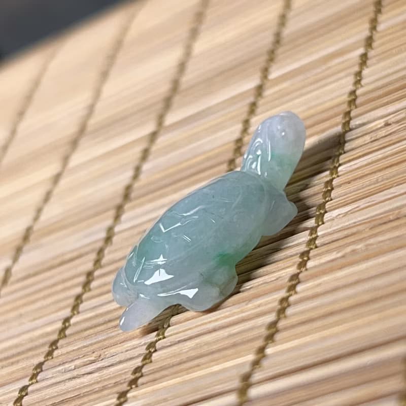 【吉祥‧長壽】飄花翡翠烏龜 | 天然緬甸A貨翡翠 | 送禮